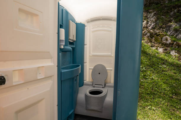 Best Luxury portable toilet rental  in St Marys, OH